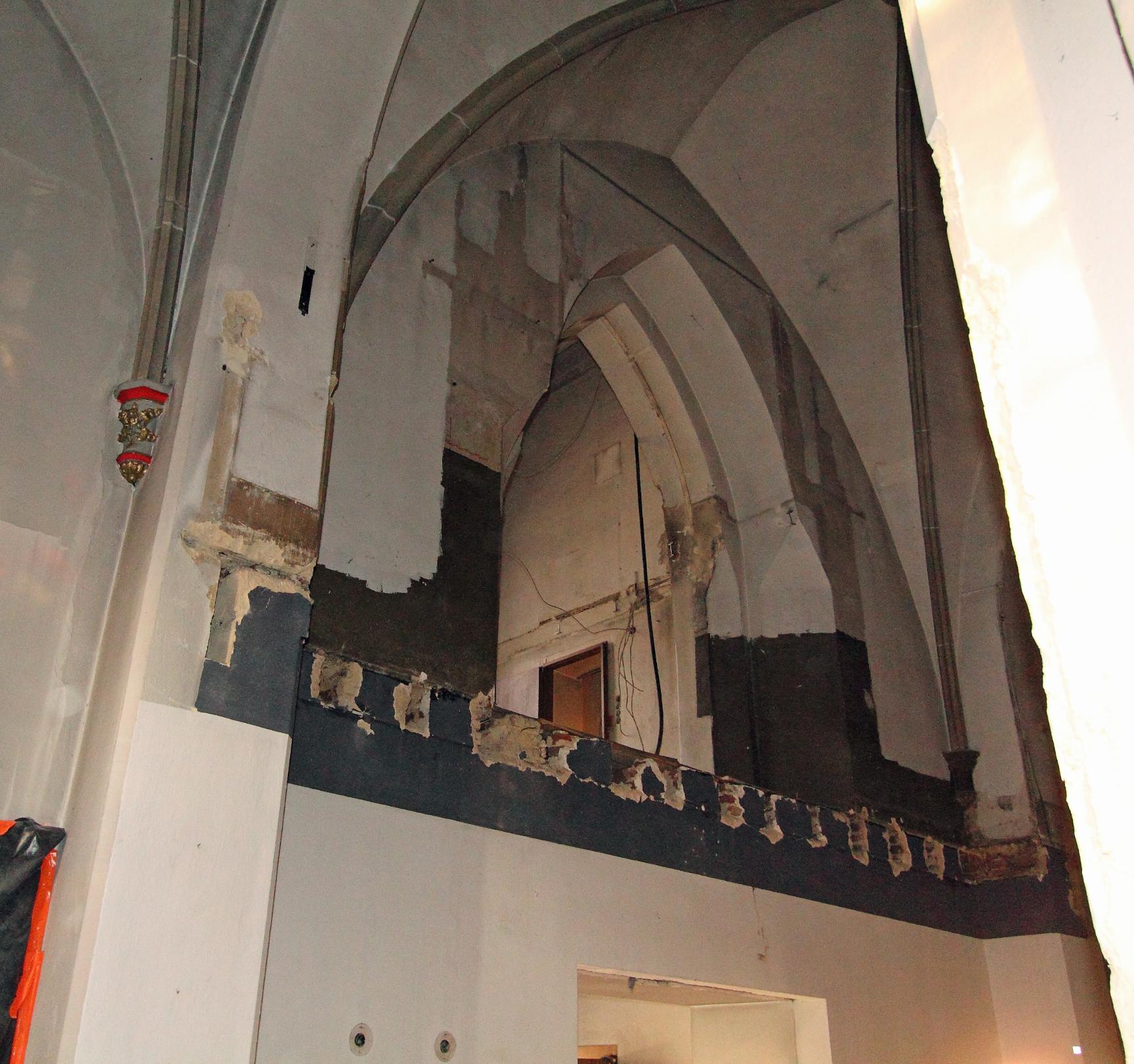 Die Orgelbühne nach dem Rückbau (c) Horst Müßeler